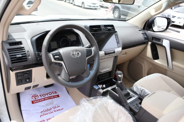 Toyota Prado AUT 2024 - Imagen 4