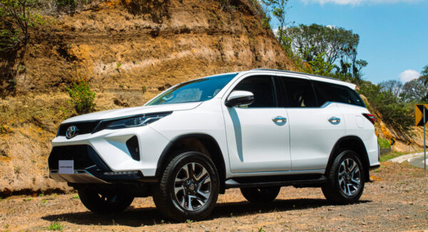 Toyota Fortuner - AUT 2025 - Image 2