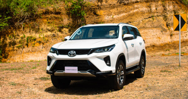 Toyota Fortuner - AUT 2025 - Image 5